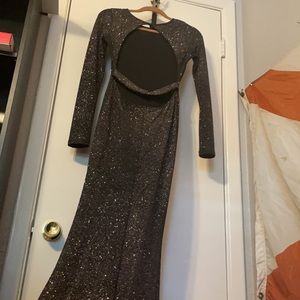 Open-back Shimmering mermaid gown